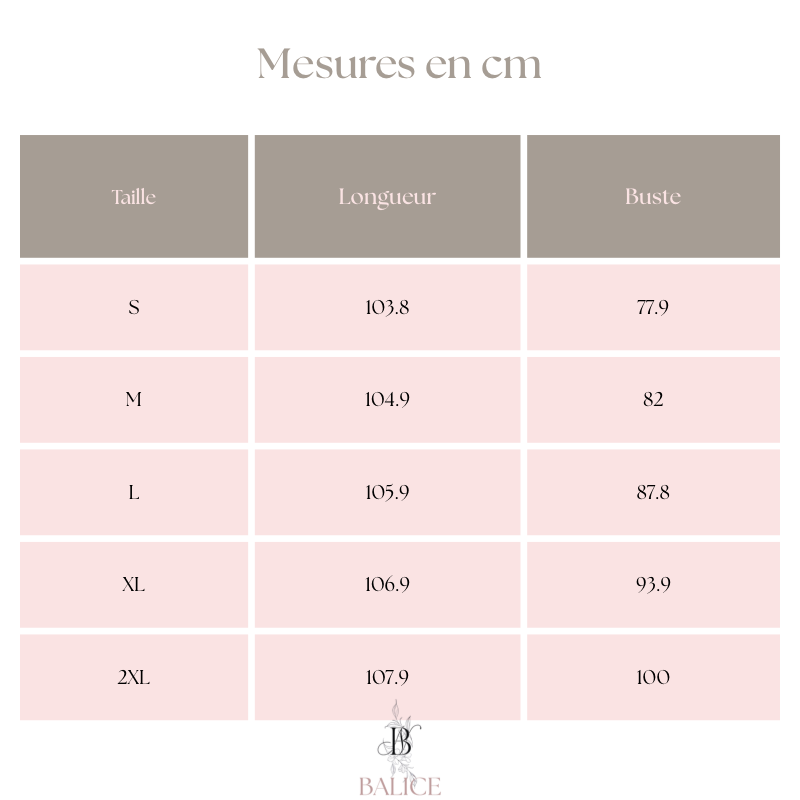 Robe Naia en Dentelle à Col Montant avec Fente