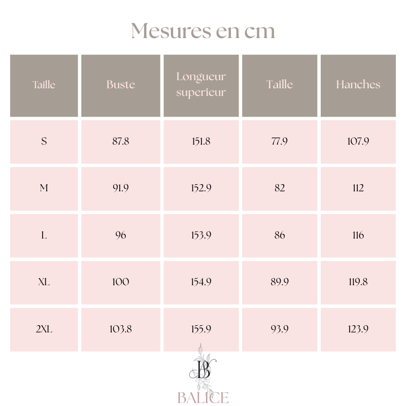 Combinaison à Col Rond et Manches Courtes