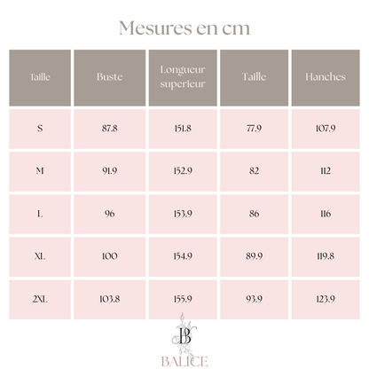 Combinaison à Col Rond et Manches Courtes